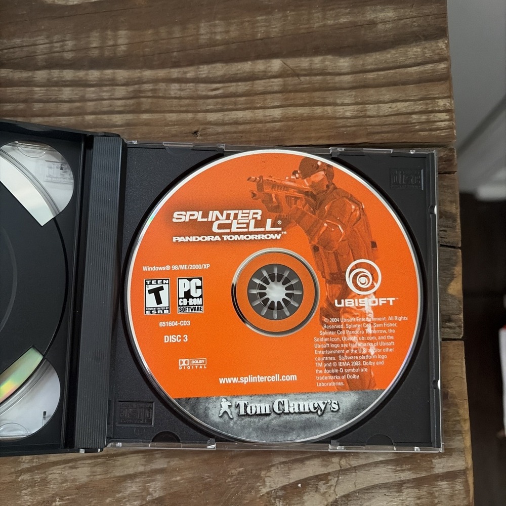 Tom Clancy's Splinter Cell: Pandora Tomorrow - PC 3 Disc Set - Picture 3 of 7